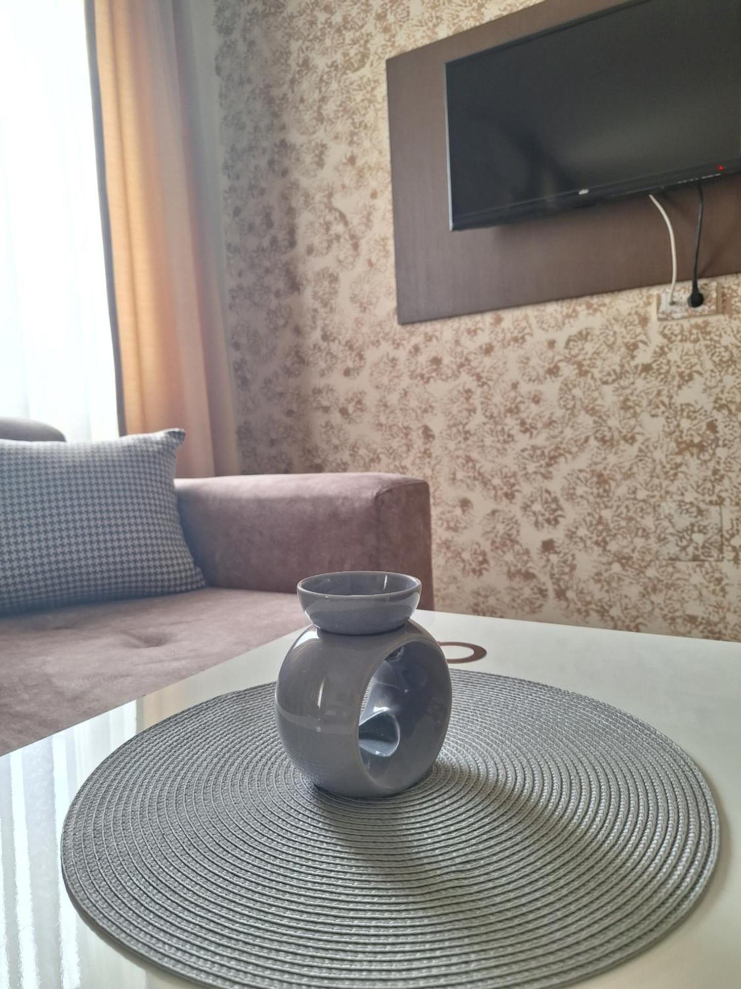 Garni Hotel Ema Kragujevac Buitenkant foto
